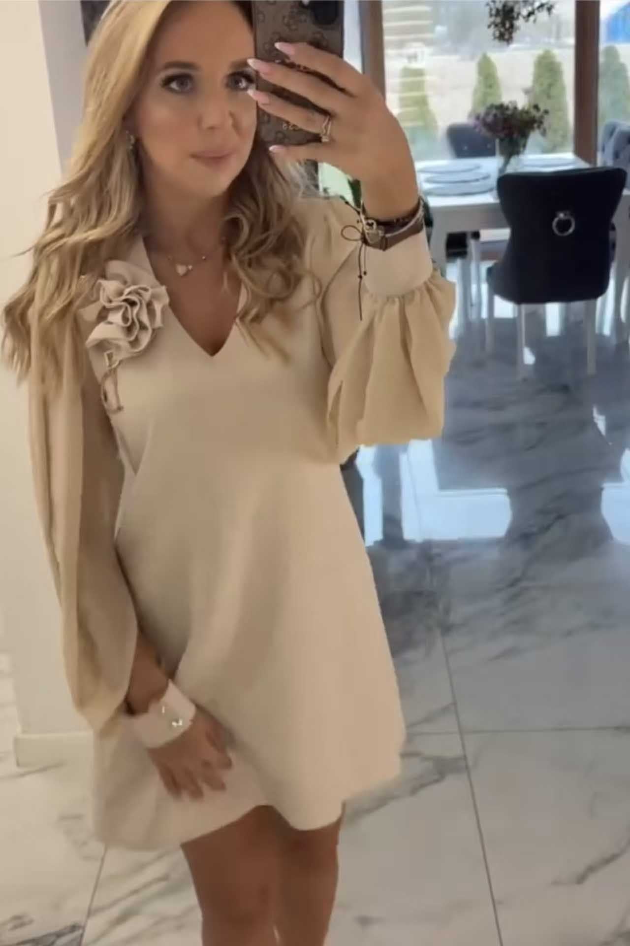 456986963-1